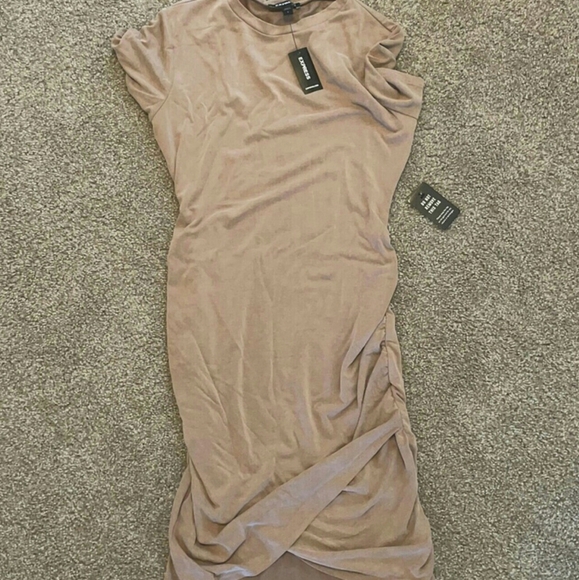 Express sueded Jersey Ruched T-Shirt Dress - Picture 3 of 5